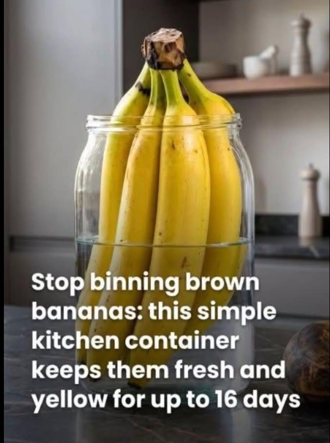 I Kept Watching Yellow Bananas Turn Brown Too Fast. Then I Found a Simple Glass-Jar Trick That May Keep Them Yellow for 16 Days